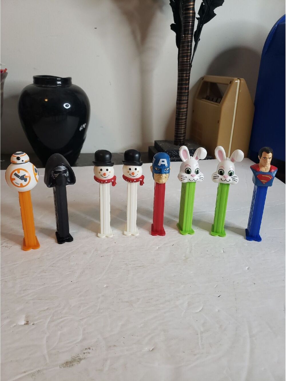 PEZ Dispensers Vintage x8